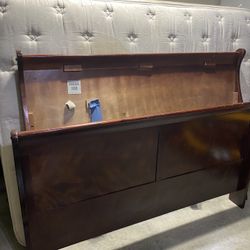 Queen Size Complete Plush Serra 