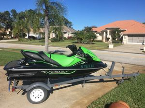 Photo 2015 Kawasaki Stx-15f jetski Only 70 hours