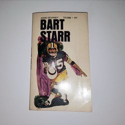 Vintage 60s Biography book of NFL Bart Starr