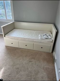 Twin bed