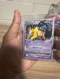 Giratina LV.X Pokemon Card 124/127 Near Mint