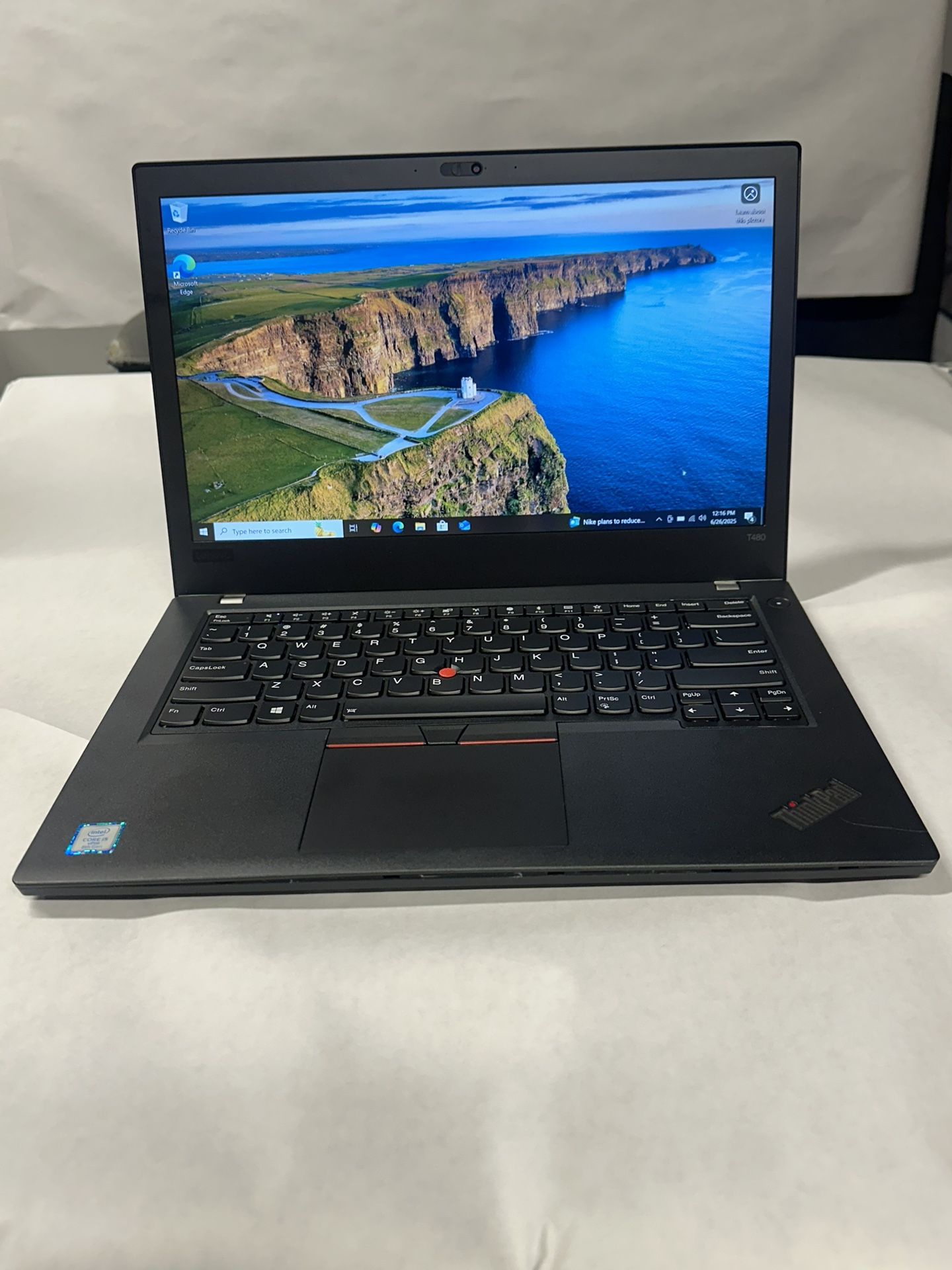 Laptop Lenovo T480 i5 8th generation Good Condition Price is Firm Read description