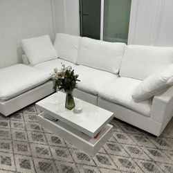 🔥Brand New White cloud Couch