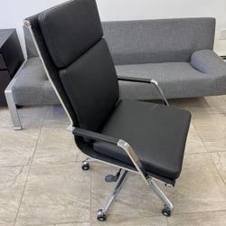 Executive Office Chair