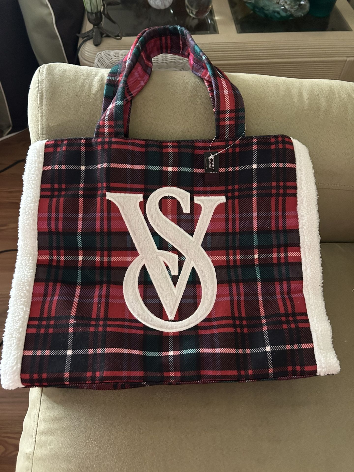 New Victoria’s Secret logo red plaid fleece Tote beach bag purse