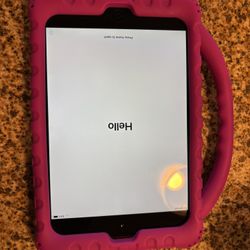 iPad Mini 3 W/ Case