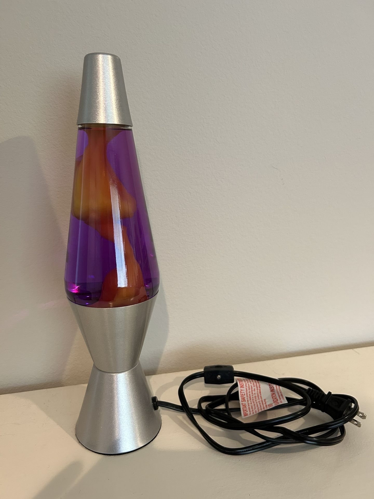 Lava Lamp (New Condition)