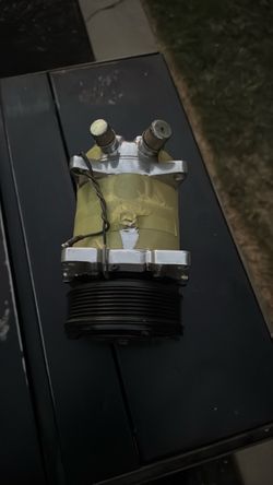 Automotive AC Compressor with Clutch Pulley