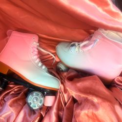 Roller Skates – Great Condition 🛼✨