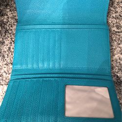 Michael Korrs Handbag& Wallet 