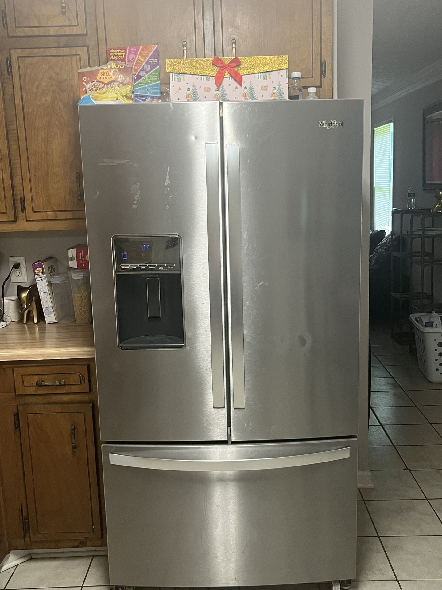 Whirl Pool Fridge