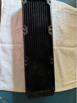 Corsair Hydro X 360mm PC Water Cooling Radiator – Black