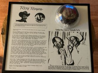 ORIGINAL ROY ROGERS Trigger YO-YO in a Framed Roy Rogers Display📍Pickup Chinatown Area