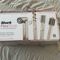 Shark Flex Style