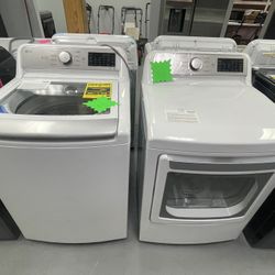 LG Washer Dryer Set (Gas) (New) 