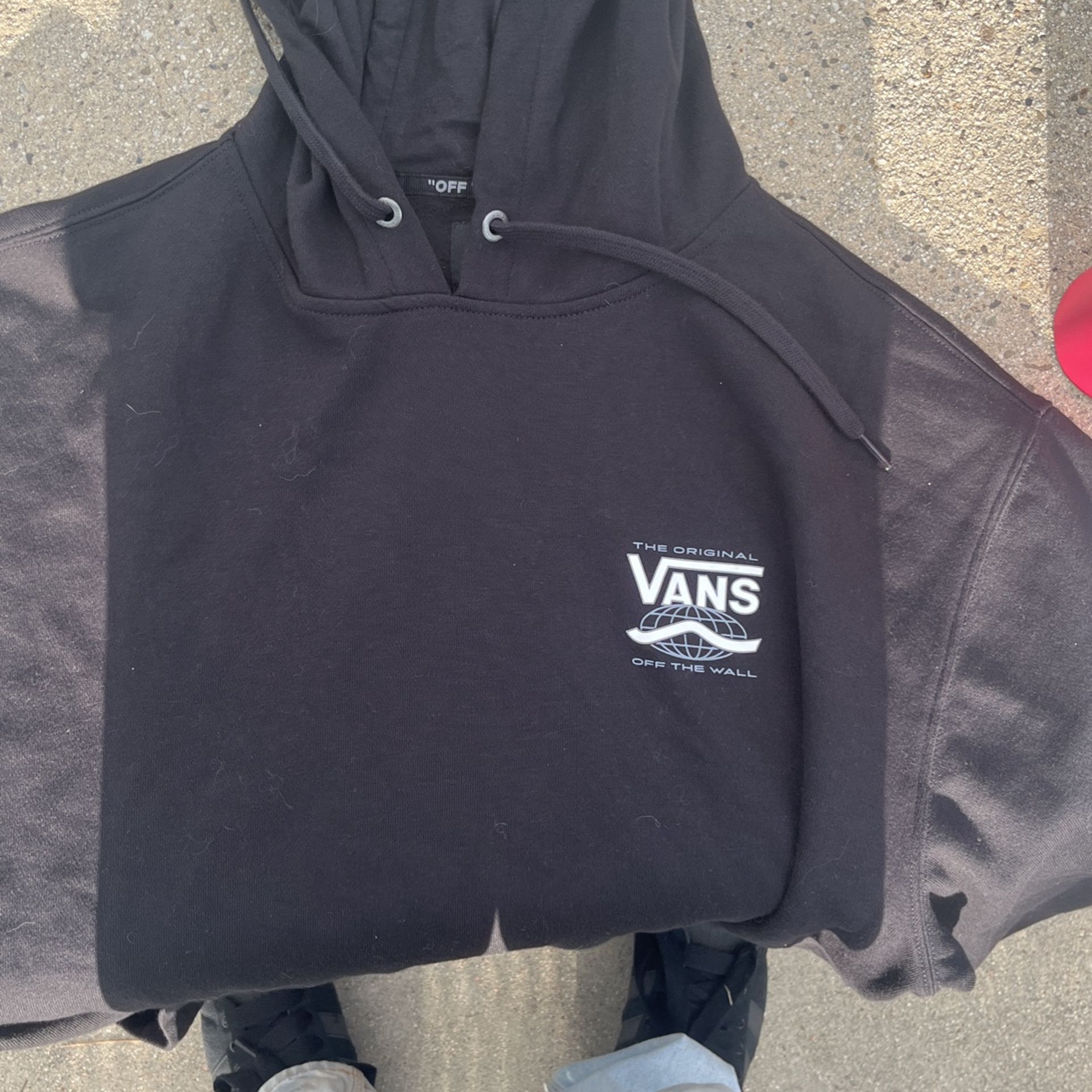 Van hoodie and hydro flask