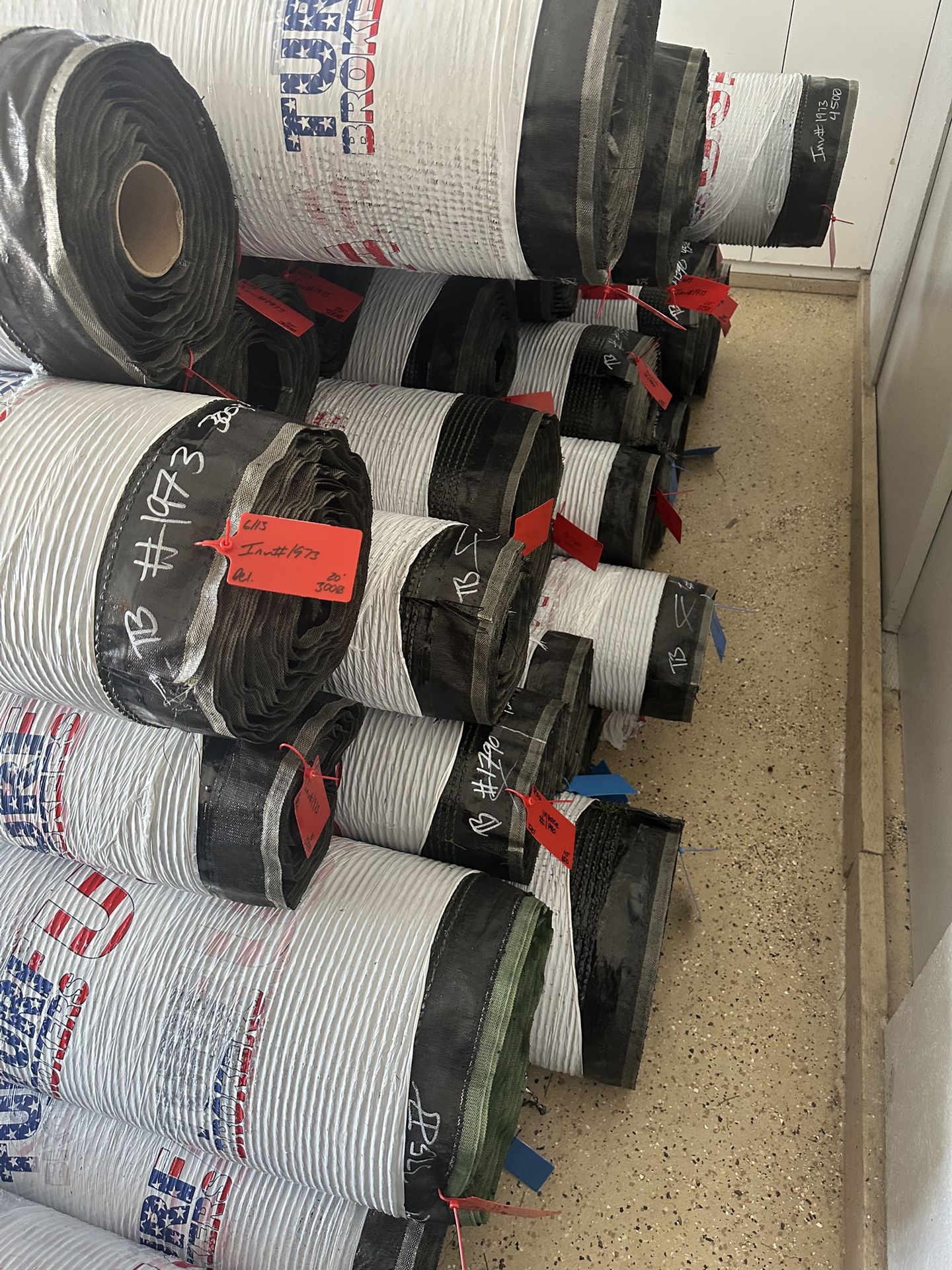Brand New Turf Grass Artificial Turf 15x25 $530