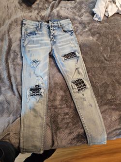 Amari jeans