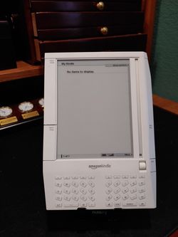 Amazon Kindle Tablet eReader (1ST GEN)