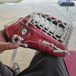 Softball Glove 14 Inches 