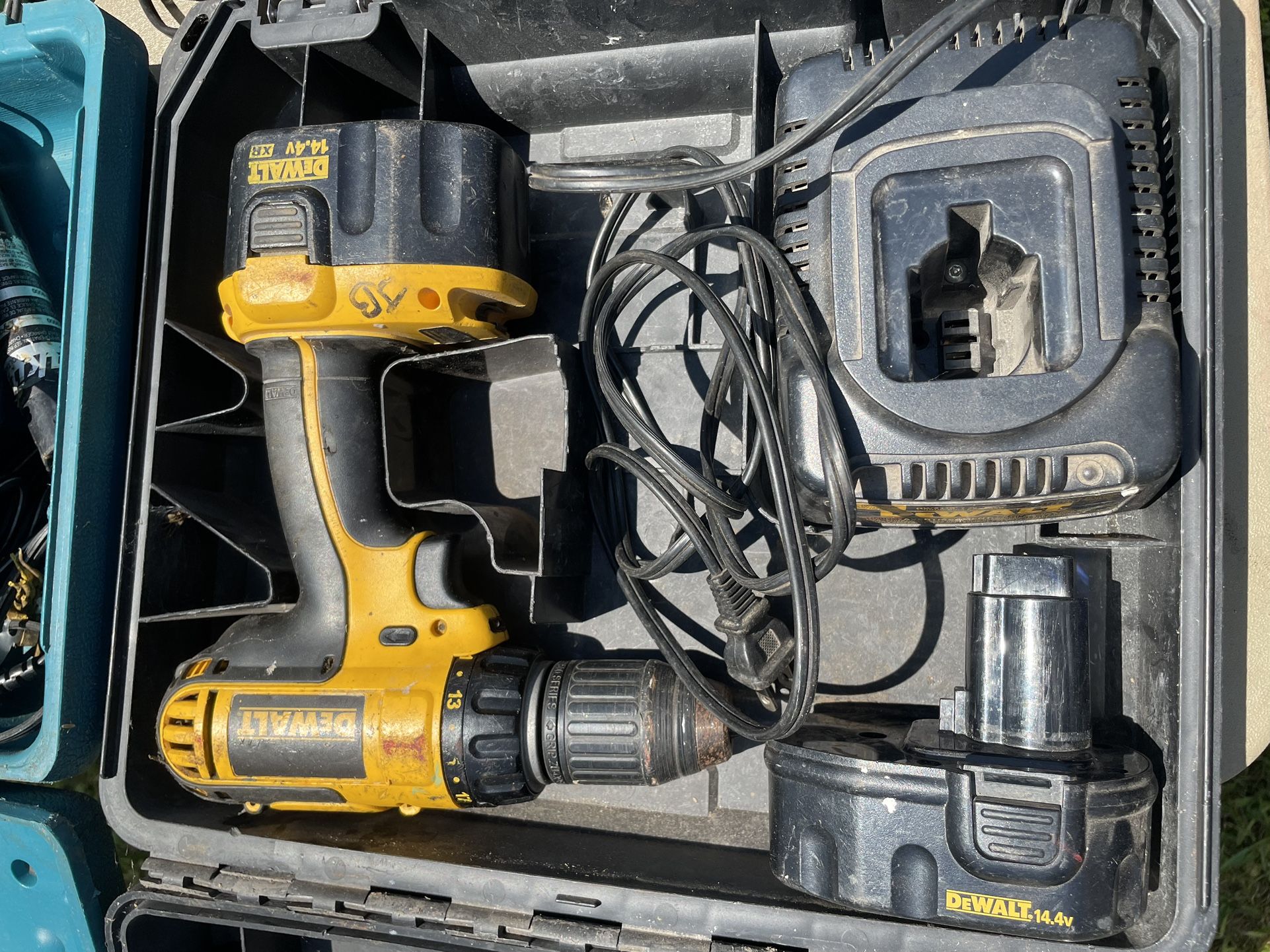 Dewalt Drill