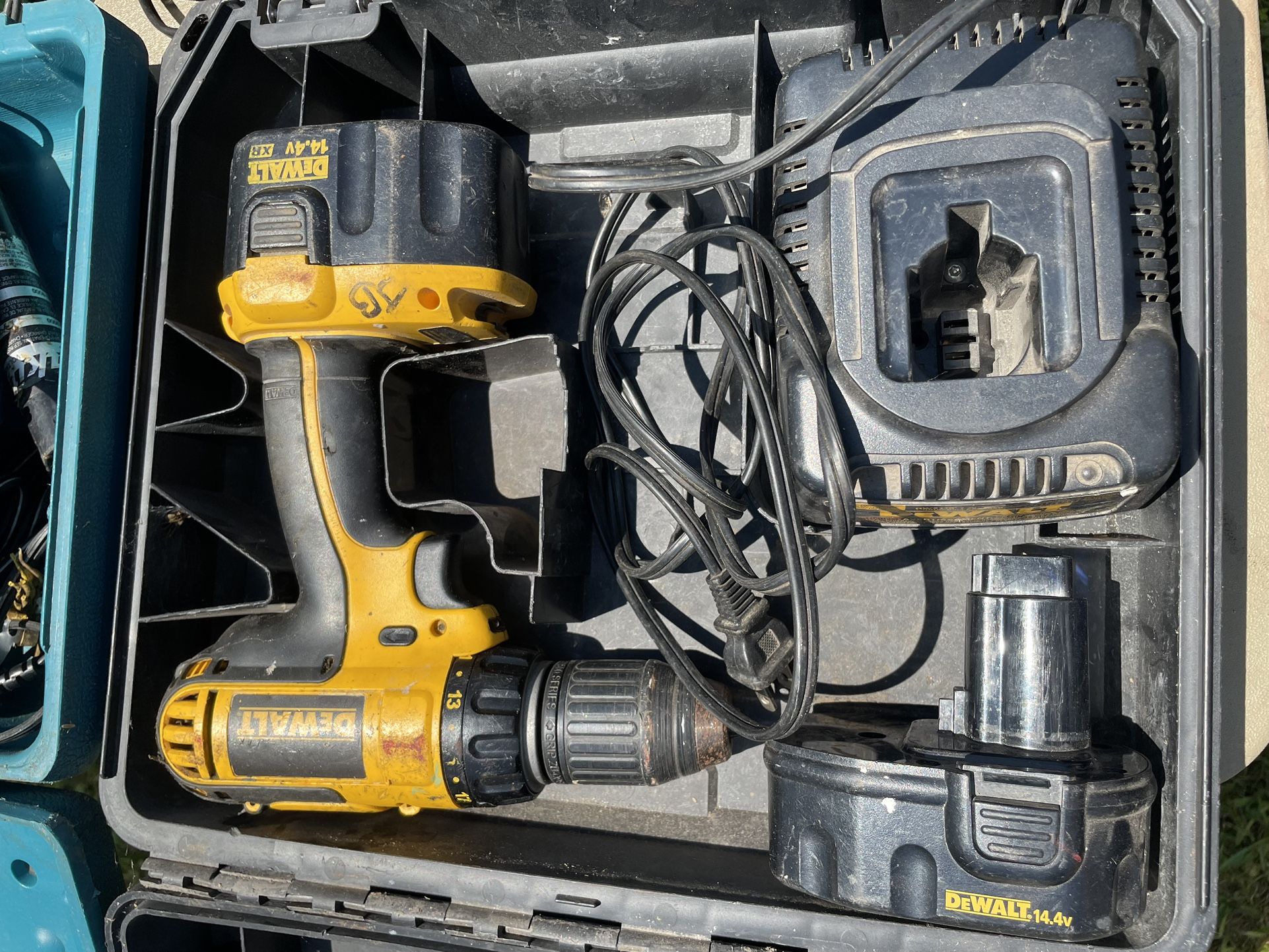 Dewalt Drill 