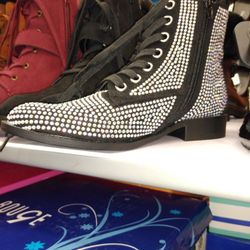 Ankle boots Size 6,  Rhinestone