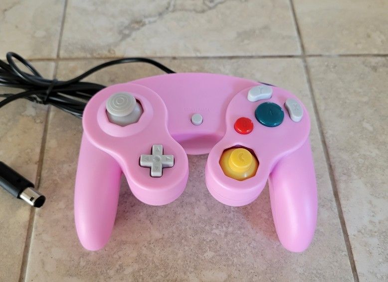 GameCube Controller - Pink - Nintendo Wii Joystick - Super Mario - Yoshi - Kirby 