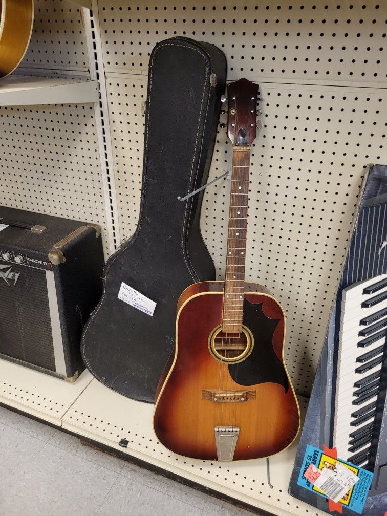 Canora Acoustic Guitar
