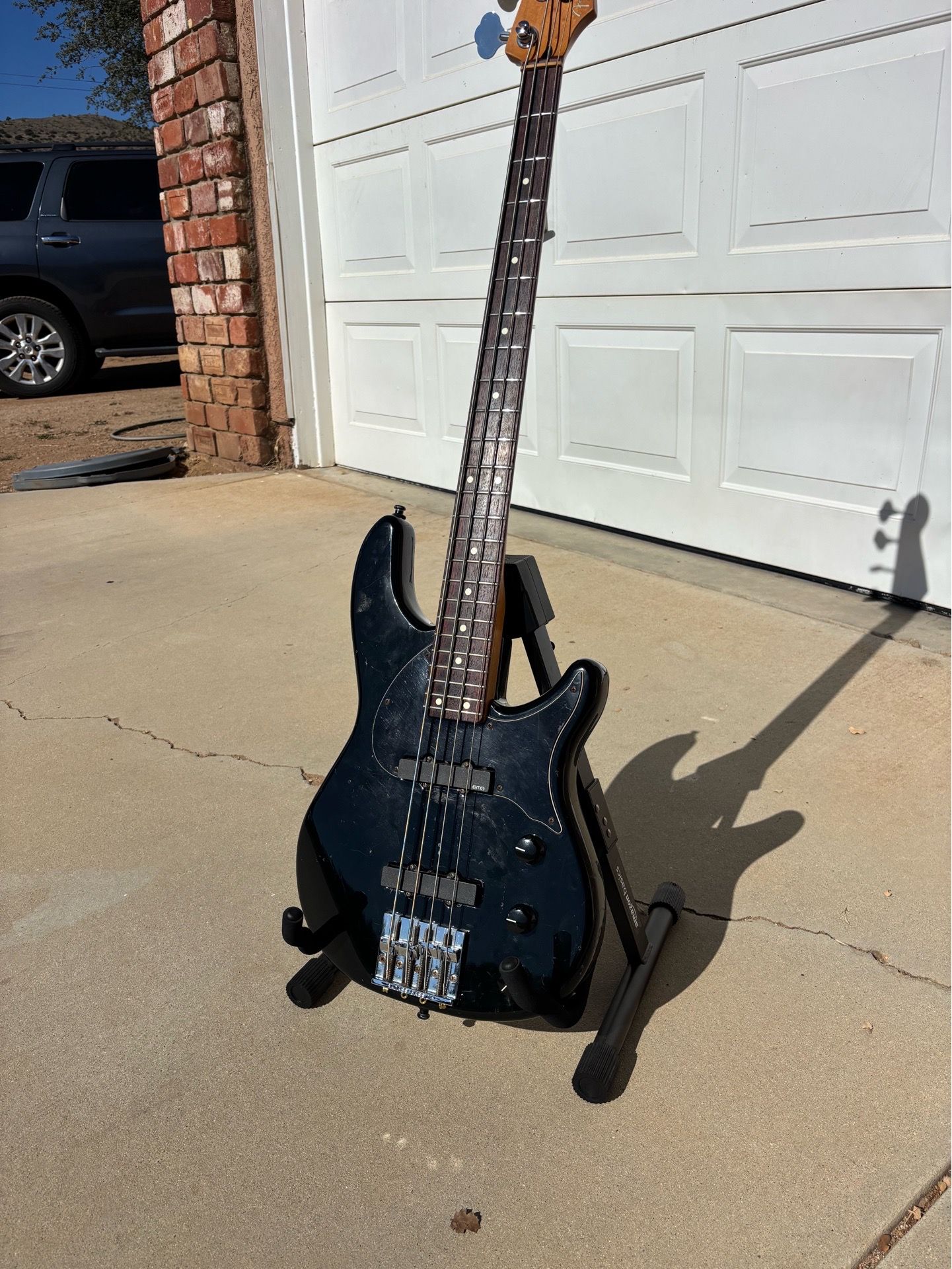 Fender Signature Bass