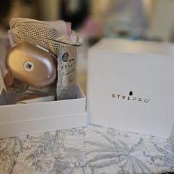 StylPro Makeup Brush Cleaner & Dryer (Used Once)