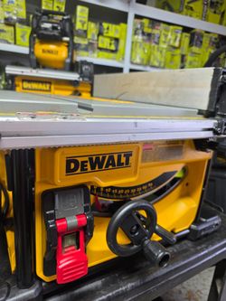 DEWALT CORDED 8-1/4  PORTABLE TABLE SAW LIKE NEW