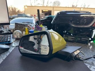 21-23 Ford Mustang left mirror