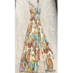 🌺 Gorgeous maxi dress, like new! 🌼