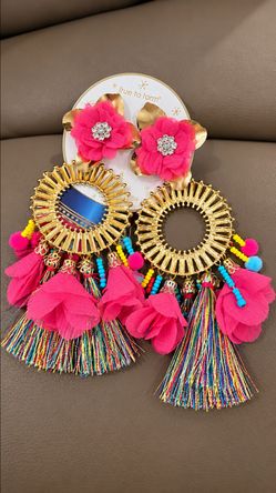 True to Form Pink Floral Rainbow Tassel Statement Earrings Boho Gold Tone