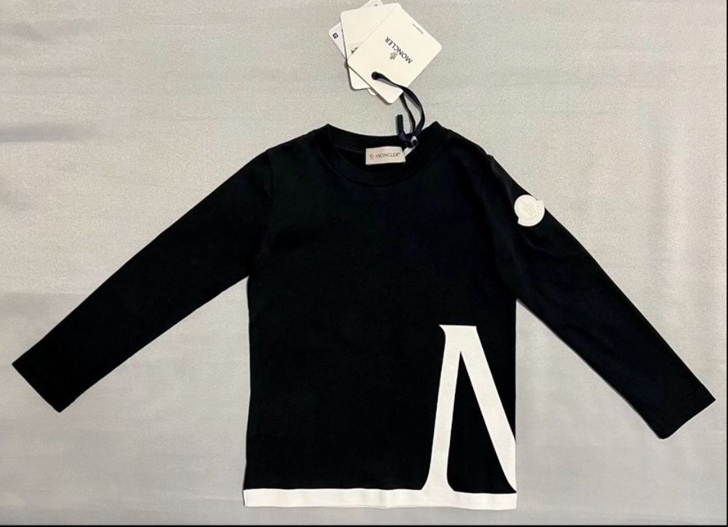 MONCLER Maglia Kids T-Shirt . Size 12A .