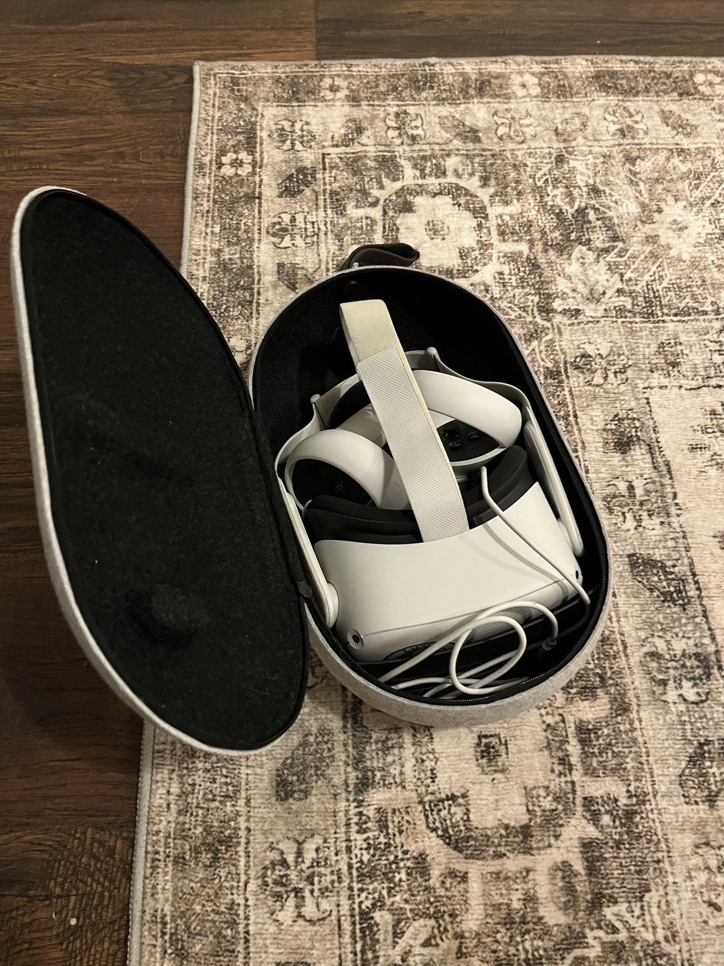 Meta Quest 2 (Oculus) VR Headset