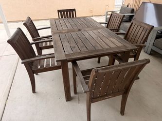 Pottery Barn Patio table set Teak