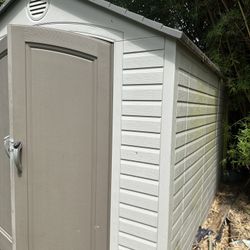 Plastic shed