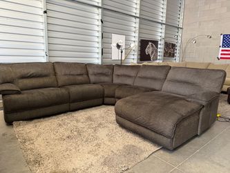 Dark gray power recliners sectional- free delivery