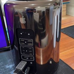 APPLE MAC PRO D700 3Ghz 8Core Xeon 32GB RAM 500GB  FirePro 12GBVRAM Graphics!