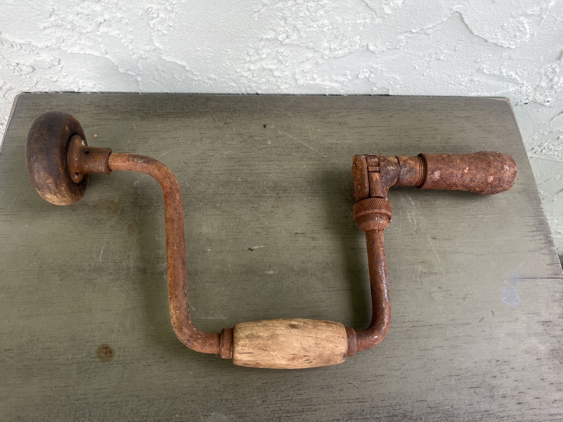 Vintage Woodworking Cast-Metal/Wood Hand Drill