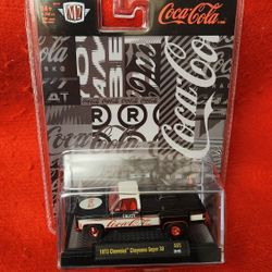 M2 MACHINES 1973 CHEVROLET CHEYENNE SUPER 30 CHASE Coca-Cola DieCast 1:64