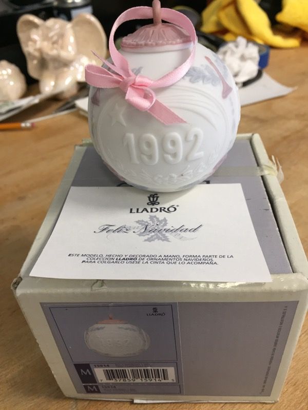 Lladro 1992 Christmas ornament