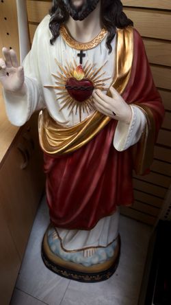 Jesus Christ Statue