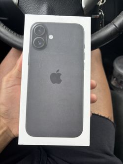 iPhone 16 Plus