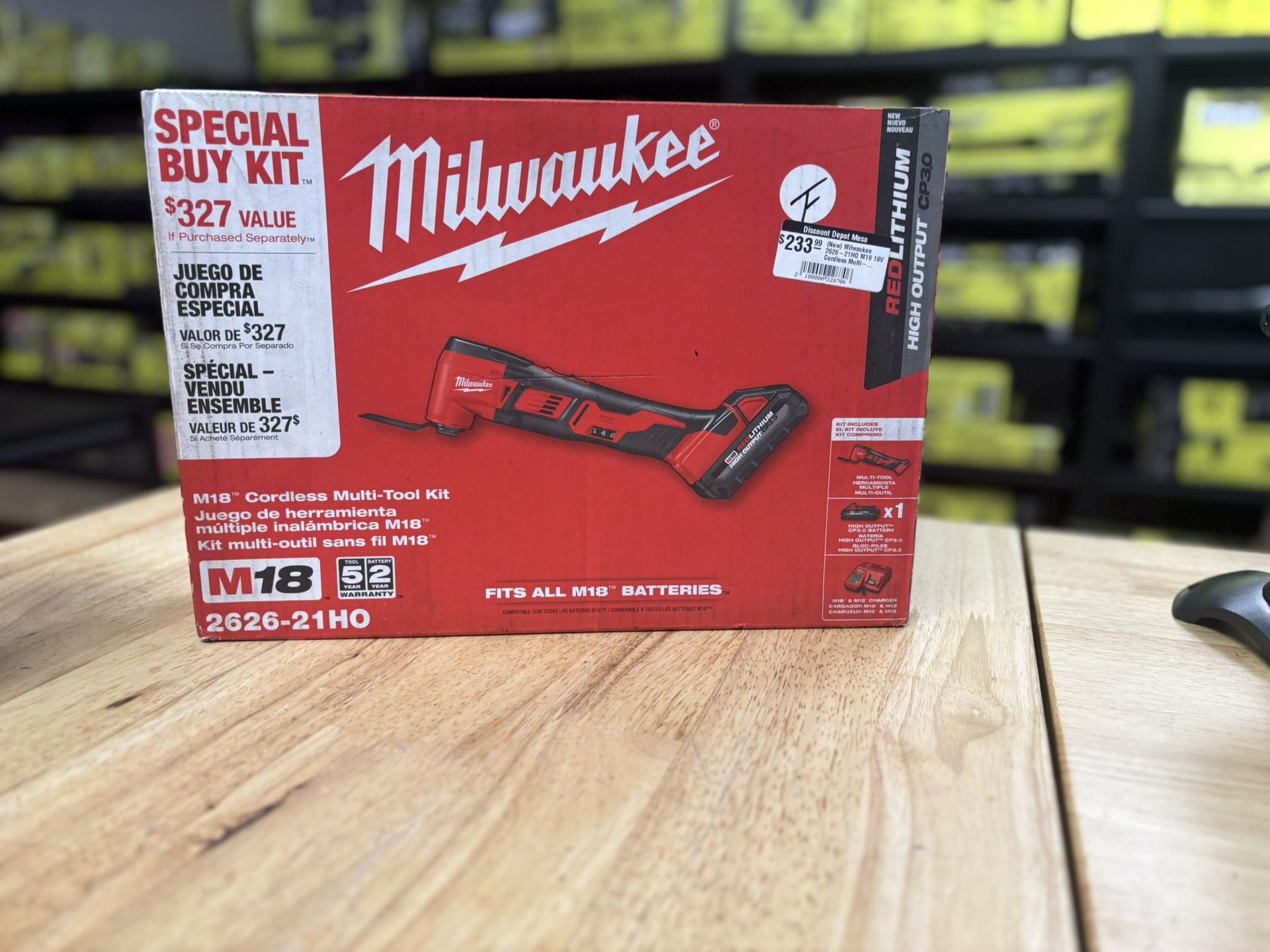 Milwaukee 2626-21HO M18 18V Cordless Multi-Tool w/ 3.0AH Battery