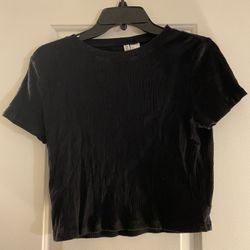 Divided H&M Cropped Black T-Shirt 