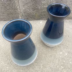 🚨 Navy Blue Vase Pair — Local Pickup