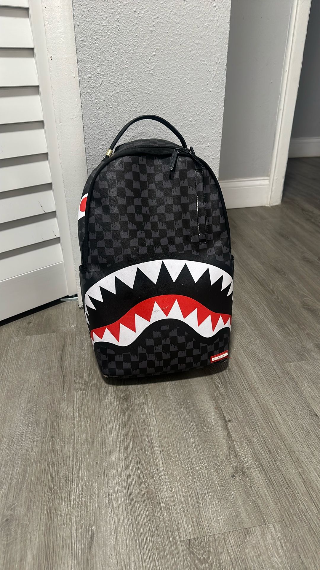 Spray Ground Backpack Throw Offfer